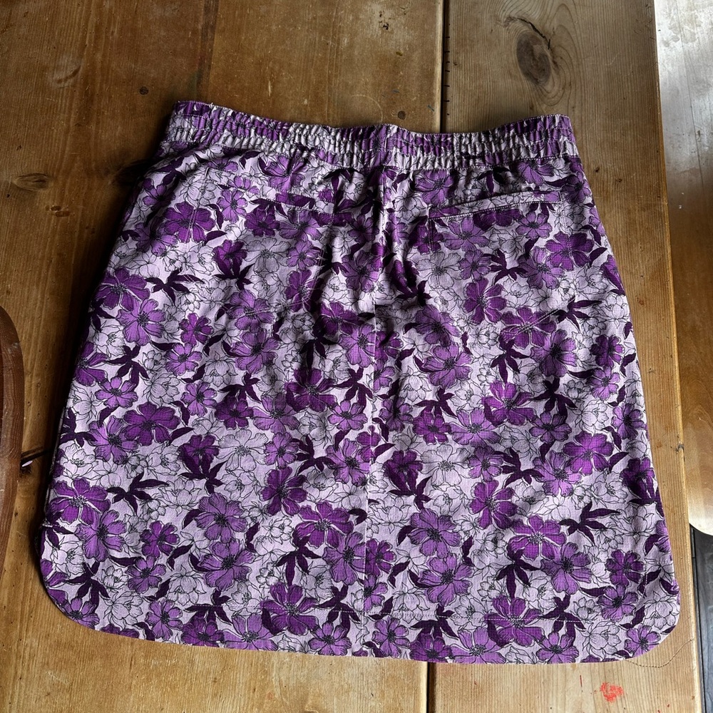 Duluth Trading Breezeshooter Athletic Skort Lavender Purple Floral size 16